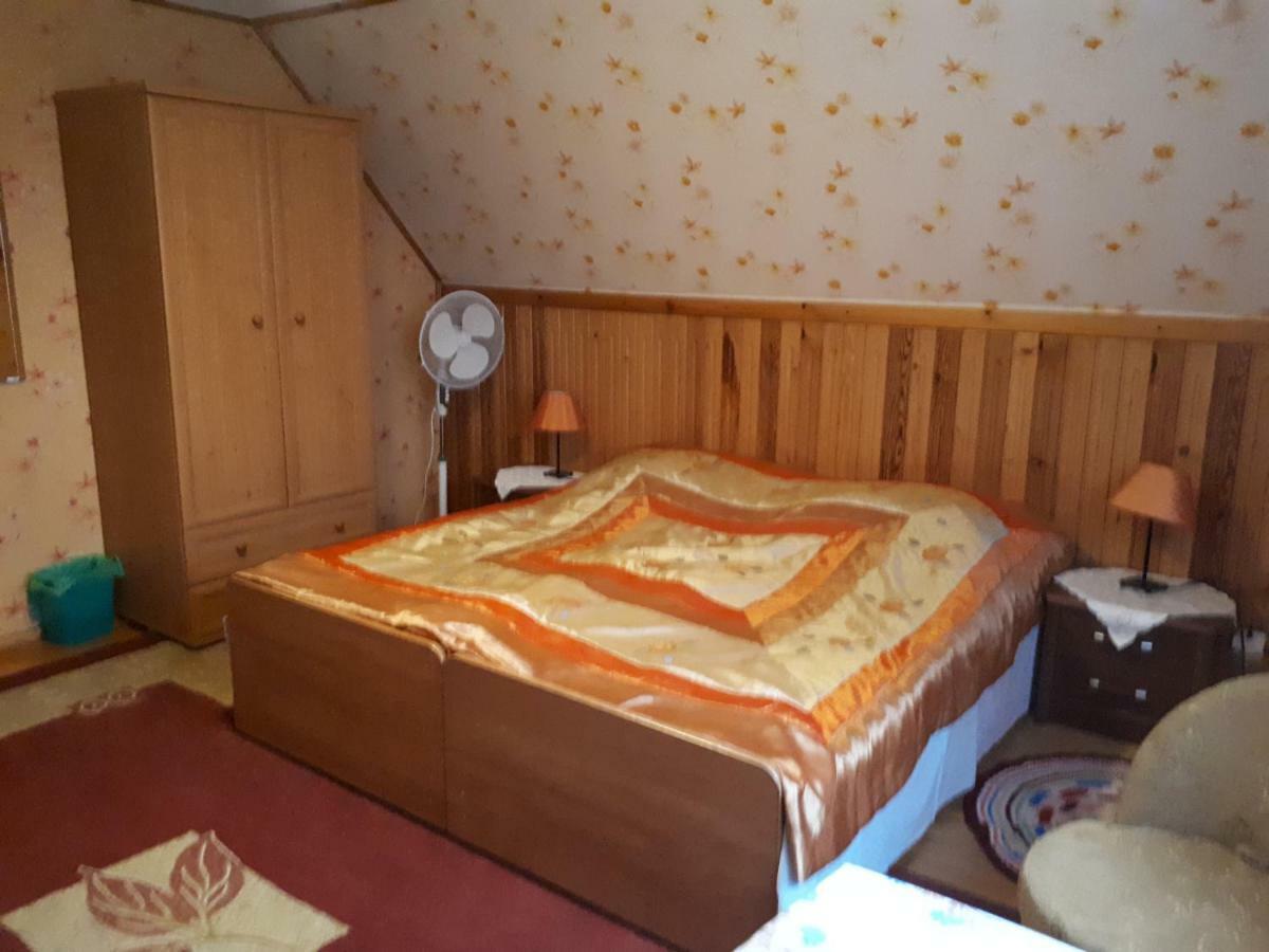 Appartement Olsik à Białowieża Extérieur photo